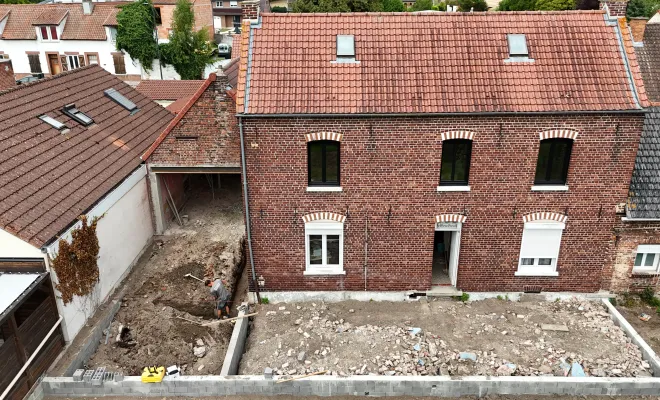 Rénovation et extension d'un corps de ferme comprenant l'aménagement de la grange, Seclin, FACO-RENO