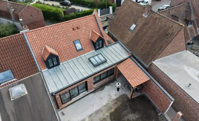Realisation d'une extension et la modification de la toiture principale sur bondues, Seclin, FACO-RENO